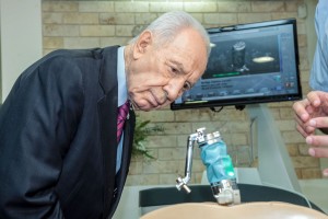 President Peres Visiting The Mazor Robotics Factory (photo by Assaf Shilo/Israel )